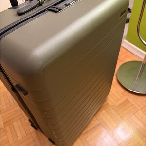 Away Olive Green Travel Bag